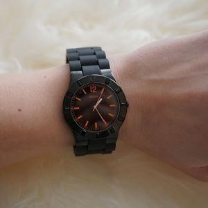 New&Authentic Guess Unisex Silicone Band Watch